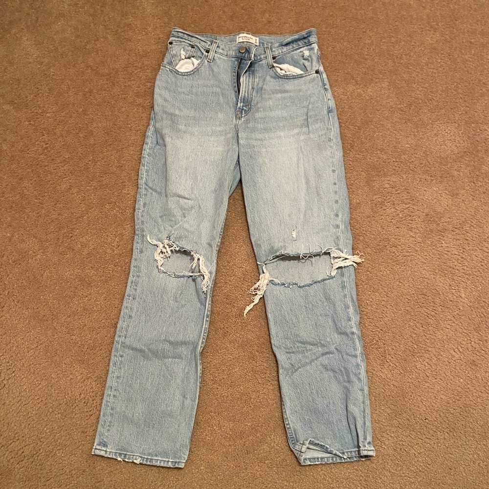 Abercrombie 90’s Straight Ultra High Rise Jeans